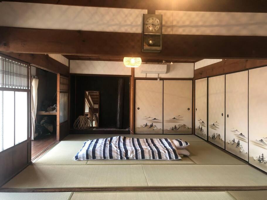 吉野 古民家一棟貸しの体験型ゲストハウスkurakura テントサウナにbbqに薪割り体験可能 Kamiichi  外观 照片